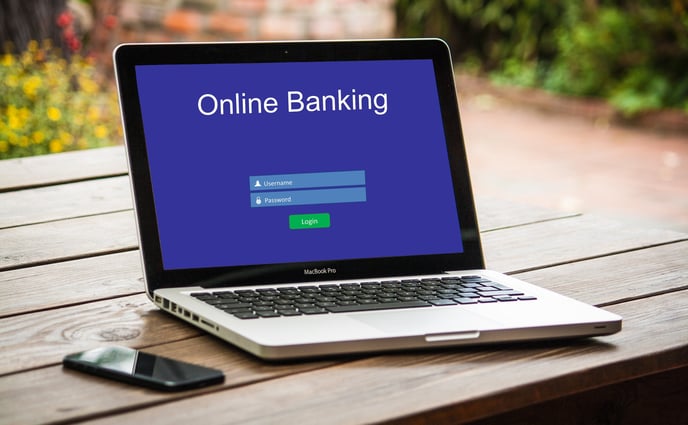 online-banking-3559760